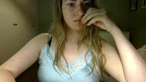 Image of Full archive of rosie_june nude recordings. Monitor and record rosie_june for free from Chaturbate.