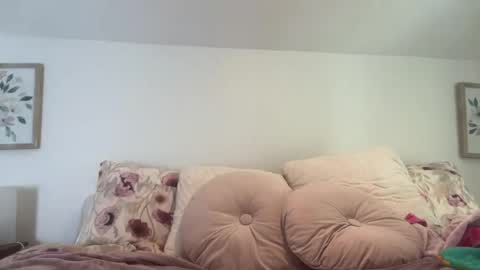 Image of Full archive of sarahinparadise nude recordings. Monitor and record sarahinparadise for free from Chaturbate.