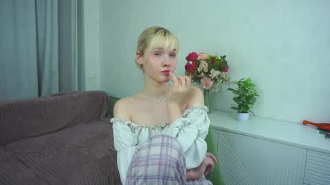 Image of Full archive of saraigoodrick nude recordings. Monitor and record saraigoodrick for free from Chaturbate.