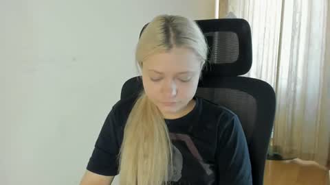 Image of Full archive of satinpresence nude recordings. Monitor and record satinpresence for free from Chaturbate.