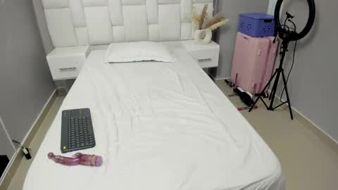 Image of Full archive of sensual_luna69 nude recordings. Monitor and record sensual_luna69 for free from Chaturbate.