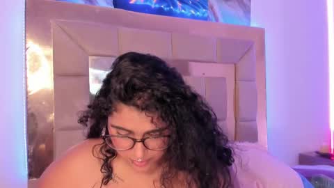 Image of Full archive of sheeylaroee nude recordings. Monitor and record sheeylaroee for free from Chaturbate.