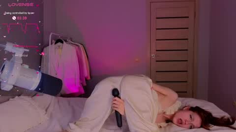 Image of Full archive of silly___woman nude recordings. Monitor and record silly___woman for free from Chaturbate.