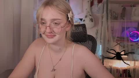 Image of Full archive of snowflakeskitty nude recordings. Monitor and record snowflakeskitty for free from Chaturbate.