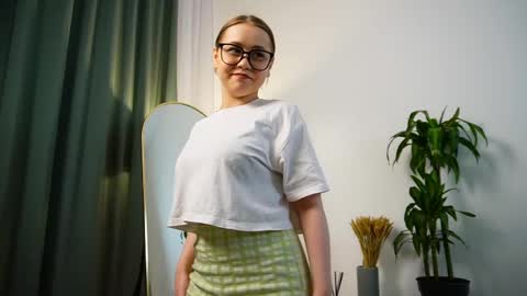 Image of Full archive of sue_hall nude recordings. Monitor and record sue_hall for free from Chaturbate.