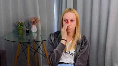 Image of Full archive of sunnhewlett nude recordings. Monitor and record sunnhewlett for free from Chaturbate.