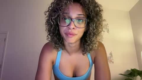 Image of Full archive of sunshinesweets nude recordings. Monitor and record sunshinesweets for free from Chaturbate.