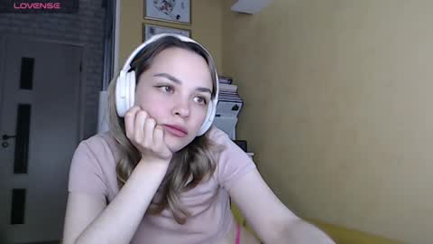 Image of Full archive of sweetraspberrytina nude recordings. Monitor and record sweetraspberrytina for free from Chaturbate.
