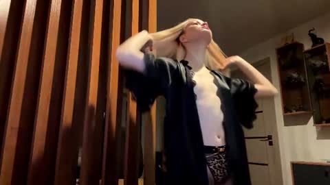 Image of Full archive of synnecure nude recordings. Monitor and record synnecure for free from Chaturbate.