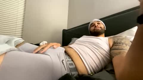Image of Full archive of tallhungnhandsum nude recordings. Monitor and record tallhungnhandsum for free from Chaturbate.