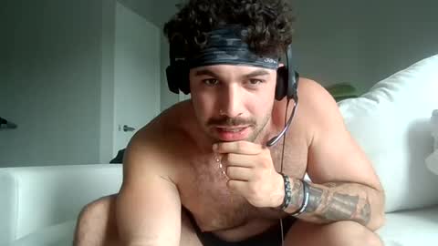 Image of Full archive of theepapajohn nude recordings. Monitor and record theepapajohn for free from Chaturbate.