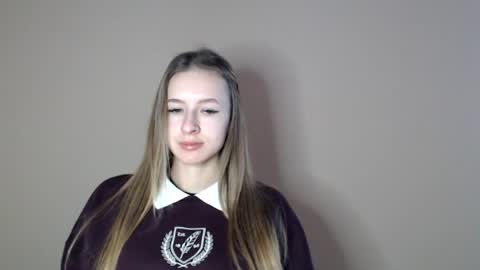 Image of Full archive of tiarasmile nude recordings. Monitor and record tiarasmile for free from Chaturbate.