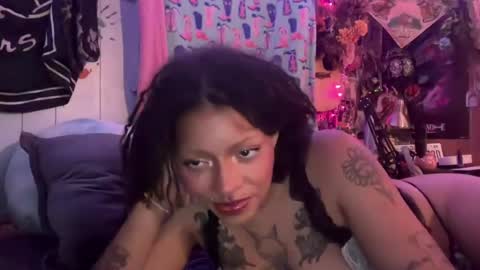 Image of Full archive of tinydivine nude recordings. Monitor and record tinydivine for free from Chaturbate.