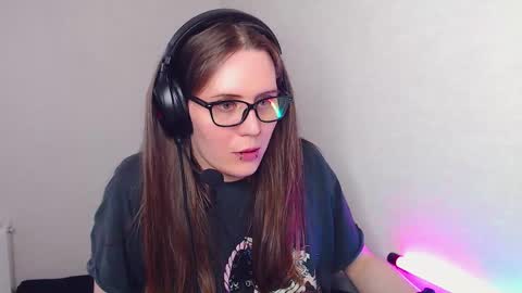 Image of Full archive of tracy_crow nude recordings. Monitor and record tracy_crow for free from Chaturbate.