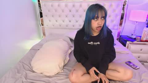 Image of Full archive of trixandaurora nude recordings. Monitor and record trixandaurora for free from Chaturbate.