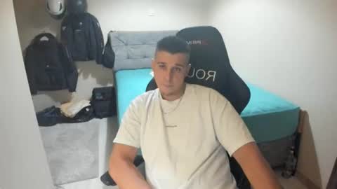 Image of Full archive of ulxer nude recordings. Monitor and record ulxer for free from Chaturbate.