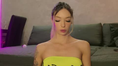 Image of Full archive of v_deville nude recordings. Monitor and record v_deville for free from Chaturbate.