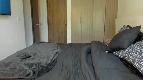 Image of Full archive of valenjonex nude recordings. Monitor and record valenjonex for free from Chaturbate.