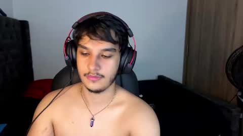 Image of Full archive of valentinocruz nude recordings. Monitor and record valentinocruz for free from Chaturbate.