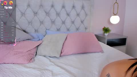 Image of Full archive of valeriacute_18 nude recordings. Monitor and record valeriacute_18 for free from Chaturbate.
