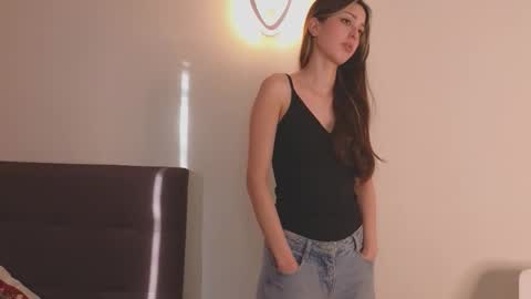 Image of Full archive of vantareverie nude recordings. Monitor and record vantareverie for free from Chaturbate.