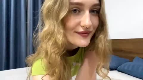 Image of Full archive of venniebonillas nude recordings. Monitor and record venniebonillas for free from Chaturbate.