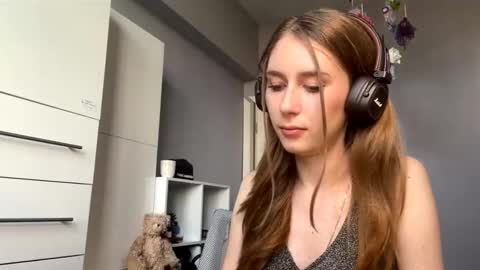 Image of Full archive of venus_in_dreams nude recordings. Monitor and record venus_in_dreams for free from Chaturbate.