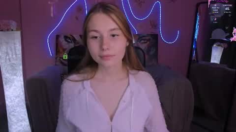 Image of Full archive of vikky_foxy nude recordings. Monitor and record vikky_foxy for free from Chaturbate.