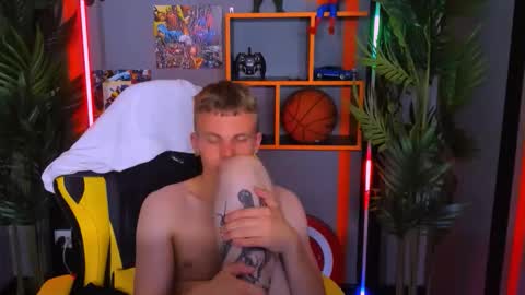 Image of Full archive of visage_laurent nude recordings. Monitor and record visage_laurent for free from Chaturbate.
