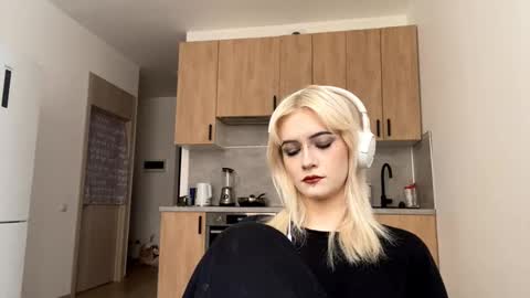 Image of Full archive of viviannute nude recordings. Monitor and record viviannute for free from Chaturbate.