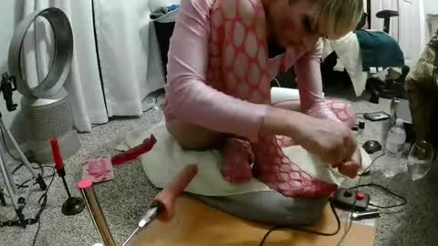 Image of Full archive of vonmeow777 nude recordings. Monitor and record vonmeow777 for free from Chaturbate.