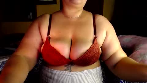 Image of Full archive of wangda2401 nude recordings. Monitor and record wangda2401 for free from Chaturbate.
