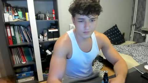 Image of Full archive of wee_willy_winky nude recordings. Monitor and record wee_willy_winky for free from Chaturbate.