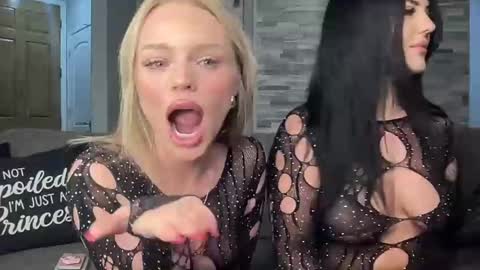 Image of Full archive of xoellie nude recordings. Monitor and record xoellie for free from Chaturbate.