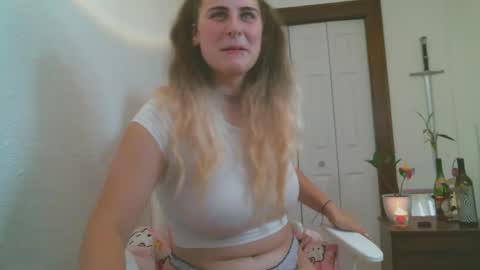 Image of Full archive of xxlilalilacxx nude recordings. Monitor and record xxlilalilacxx for free from Chaturbate.