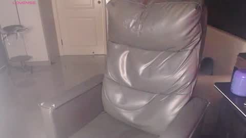 Image of Full archive of yichen009 nude recordings. Monitor and record yichen009 for free from Chaturbate.