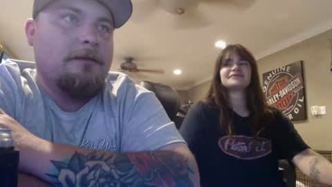 Image of Full archive of youraveragemomanddad nude recordings. Monitor and record youraveragemomanddad for free from Chaturbate.