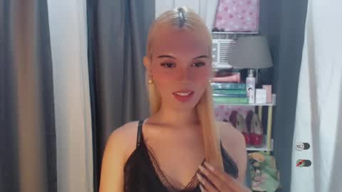 Image of Full archive of yourlovekylie nude recordings. Monitor and record yourlovekylie for free from Chaturbate.
