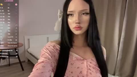 Image of Full archive of yuettelanpher nude recordings. Monitor and record yuettelanpher for free from Chaturbate.