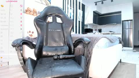 Image of Full archive of yunleah nude recordings. Monitor and record yunleah for free from Chaturbate.