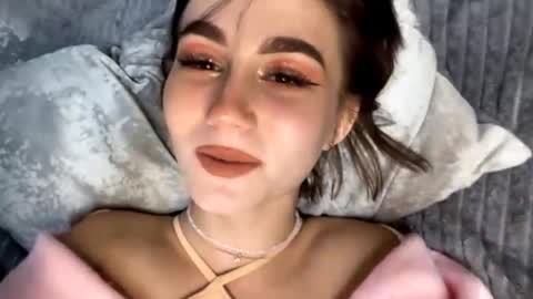 Image of Full archive of yuonneespe nude recordings. Monitor and record yuonneespe for free from Chaturbate.
