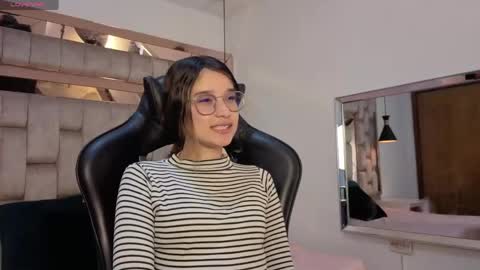 Image of Full archive of zoe_dear nude recordings. Monitor and record zoe_dear for free from Chaturbate.