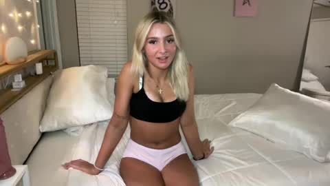 Image of Full archive of zoegabrielle nude recordings. Monitor and record zoegabrielle for free from Chaturbate.