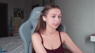 Model alisaa_01