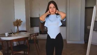 Model ellieconde