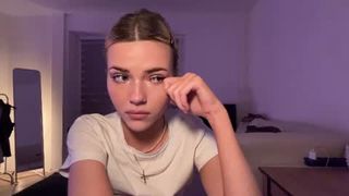 Model jacklynthomen
