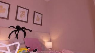 Model zoe_sky_